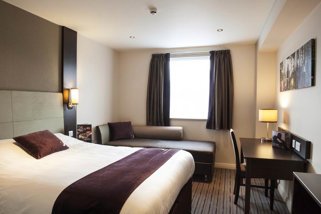 Premier Inn Norwich City Centre - Duke Street Exteriör bild